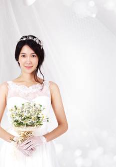 Opis: http://beatuscorner.com/wp-content/uploads/2013/10/Thrice-the-married-woman-LJA-bc2.jpg